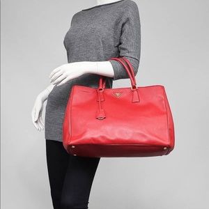 Prada saffiano large tote red bag